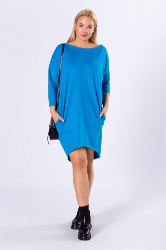 dzianinowa sukienka o oversize\'owym kroju