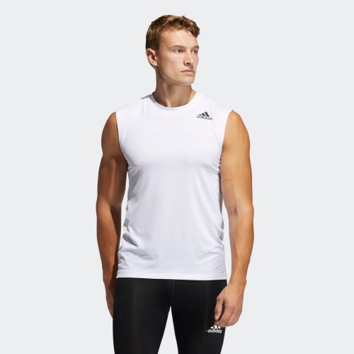 Techfit sleeveless fitted tee